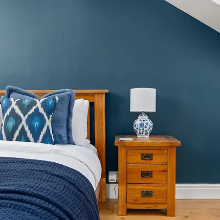 Gorgeous - 3 Bedrooms Holiday home